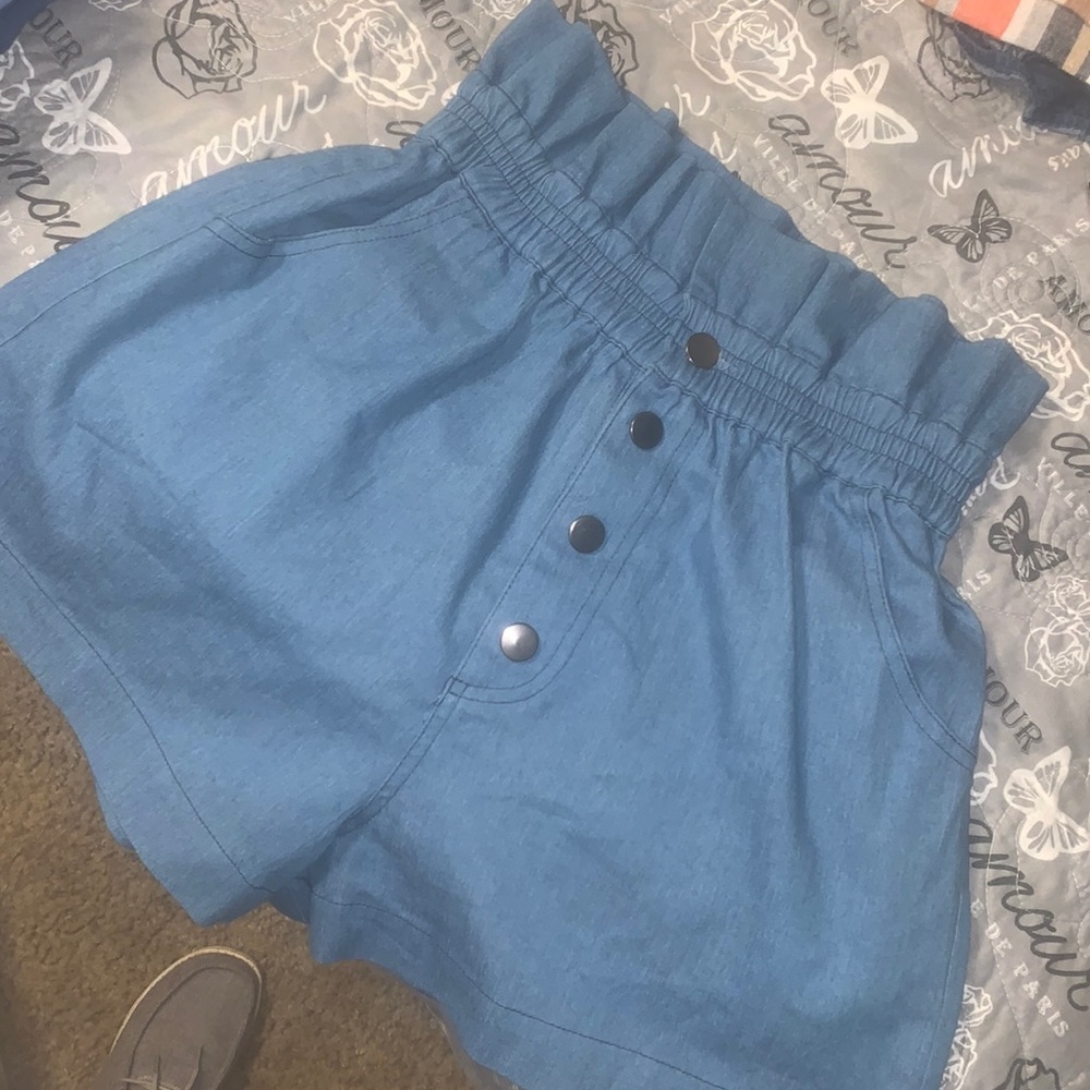 Women’s shorts